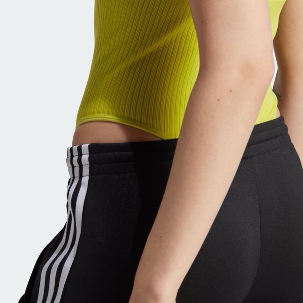 Adidas Womens Size 2XS SST Track Pants Pockets 3 Stripe Black White Slim IK6600 - Picture 7 of 9